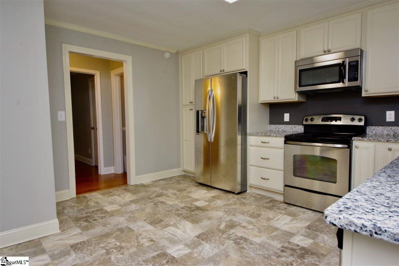 Property image 5 at 116 Bessie Avenue, Greer, SC 29651