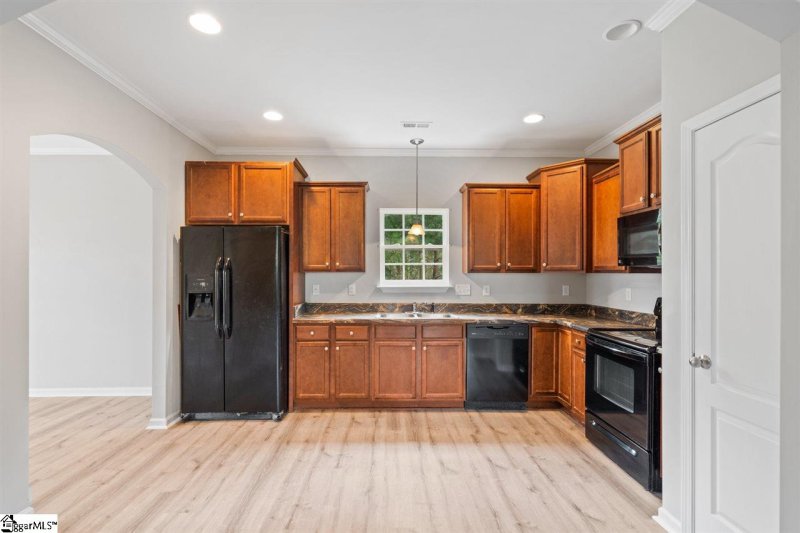 Property image 4 at 100 Redcoat Court, Simpsonville, SC 29680