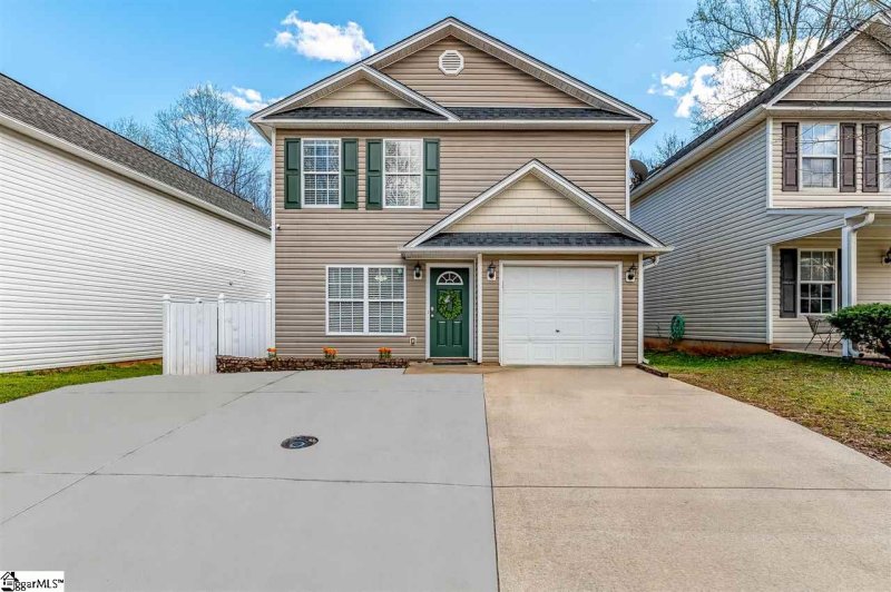 Property image 2 at 85 Birdsong Lane, Taylors, SC 29687