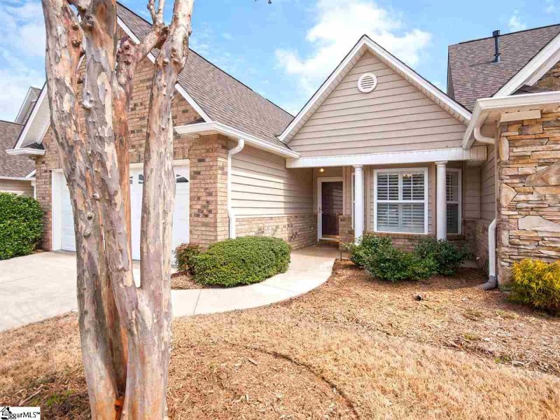 Property image 2 at 102 Pelham Springs Place, Greenville, SC 29615