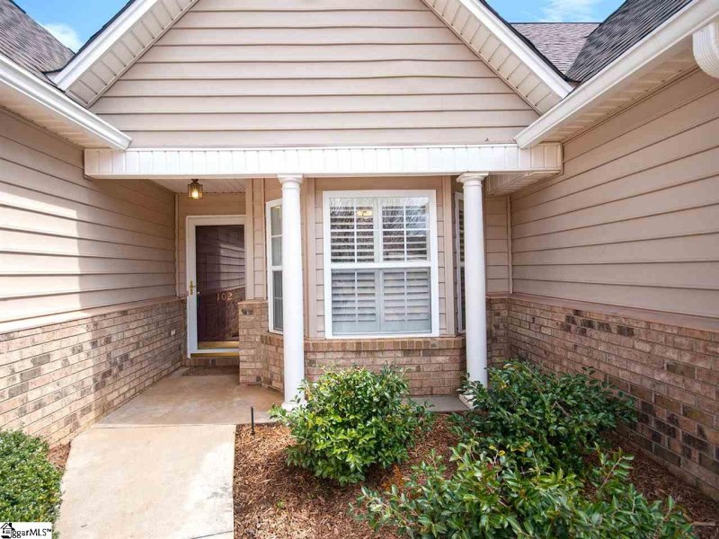 Property image 3 at 102 Pelham Springs Place, Greenville, SC 29615