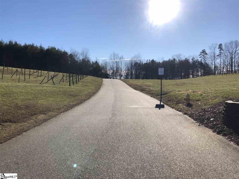 Property image 5 at 15 Clermont Court, Travelers Rest, SC 29690