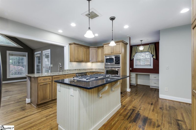 Property image 4 at 201 Montclair Road, Greer, SC 29651