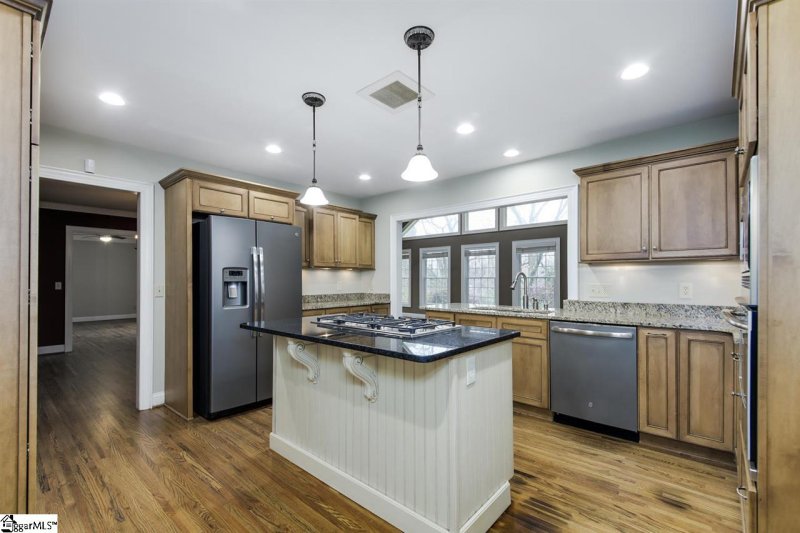 Property image 5 at 201 Montclair Road, Greer, SC 29651