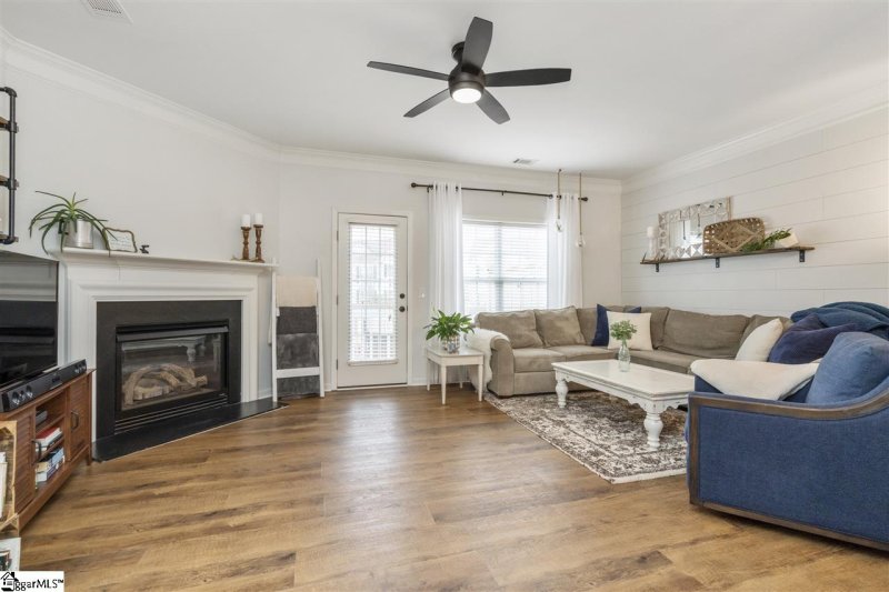 Property image 5 at 702 Calle Place, Greenville, SC 29607