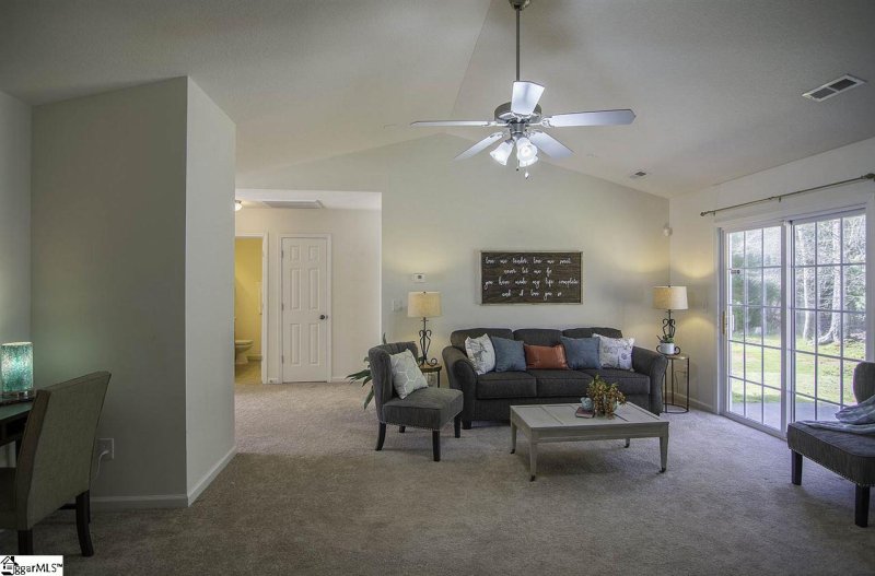 Property image 4 at 31 Cardinal Creek Drive, Greenville, SC 29607