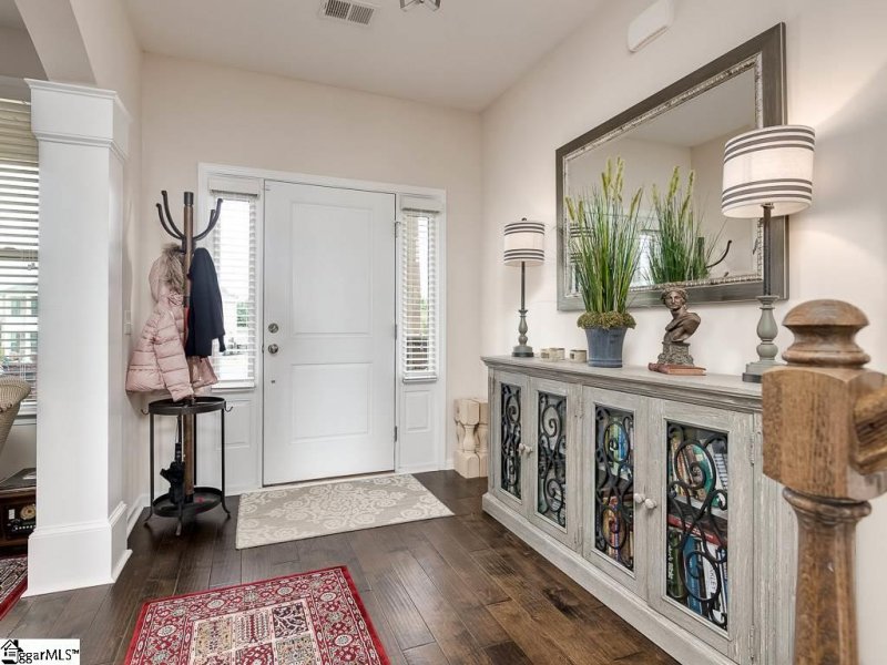 Property image 3 at 606 N Meadows Lane, Easley, SC 29642