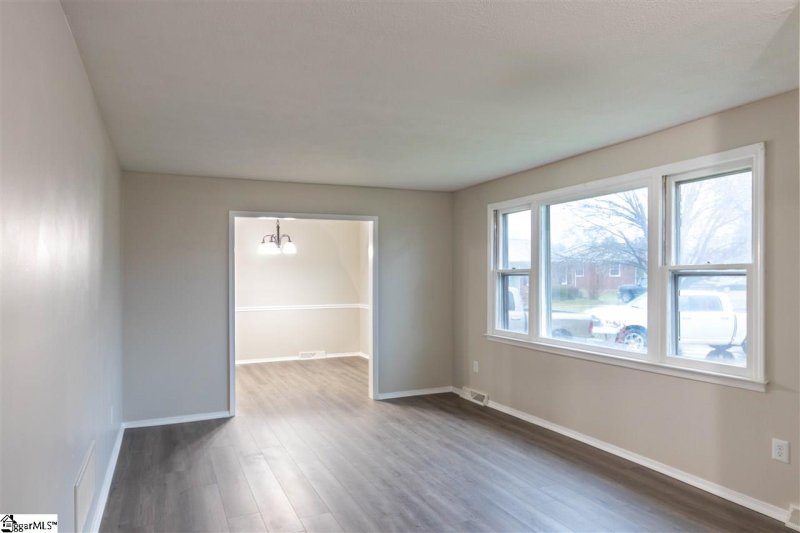 Property image 2 at 10 MILLCREST Way, Mauldin, SC 29662