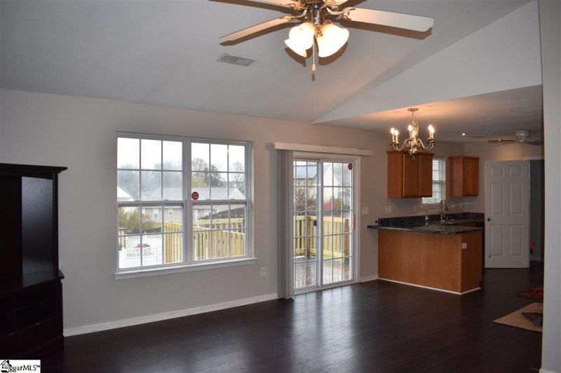 Property image 4 at 120 Haven Reach Way, Taylors, SC 29687