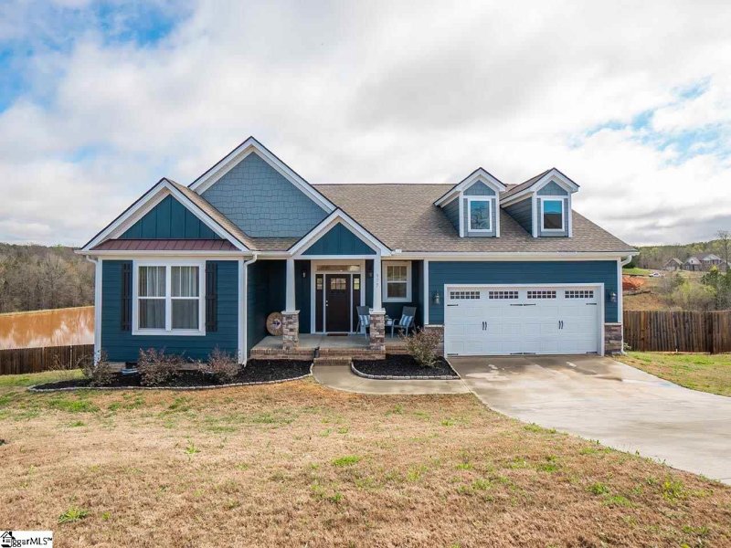 977 Garnet Circle