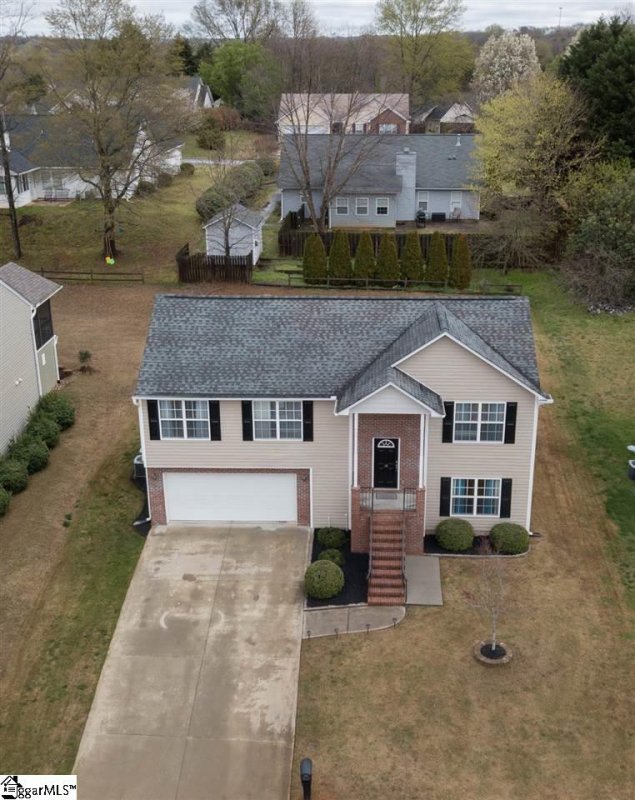 Property image 2 at 34 Spring Fellow Lane, Taylors, SC 29687-1714