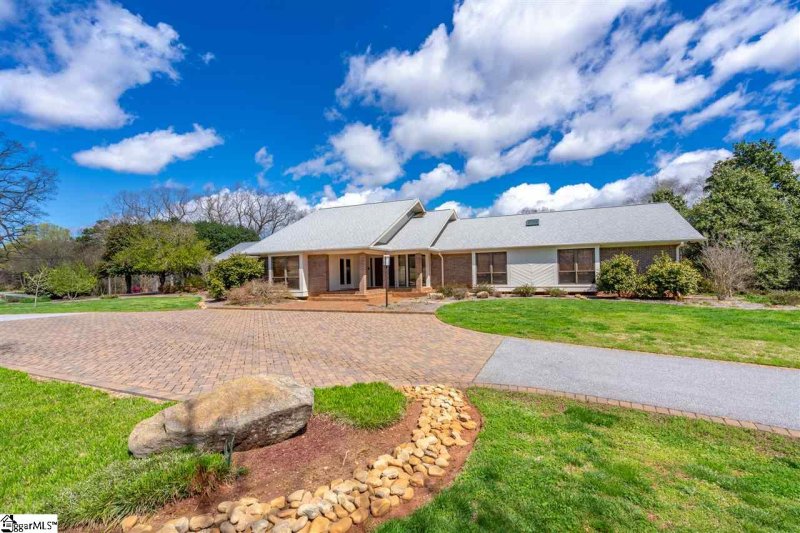 175 Foot Hills Road