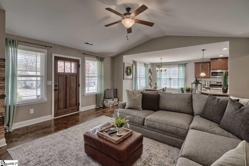 Property image 5 at 27 Macle Court, Travelers Rest, SC 29690