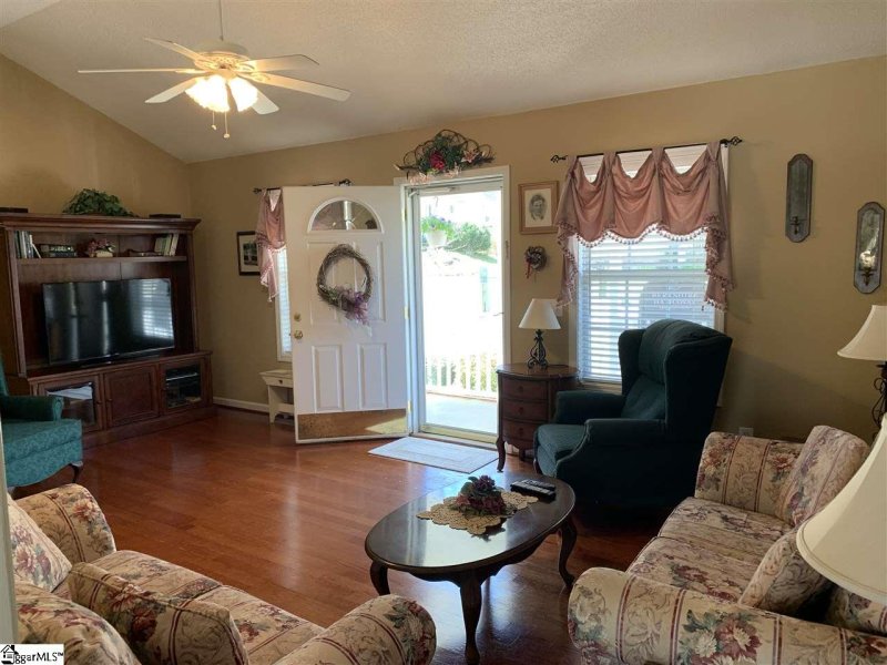 Property image 3 at 113 Forrester Drive, Liberty, SC 29657