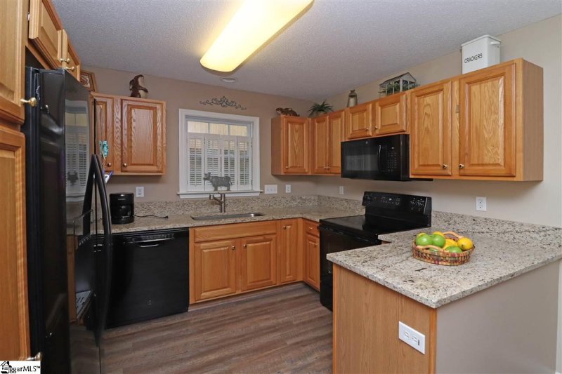 Property image 3 at 311 Cardinal Woods Way, Easley, SC 29642