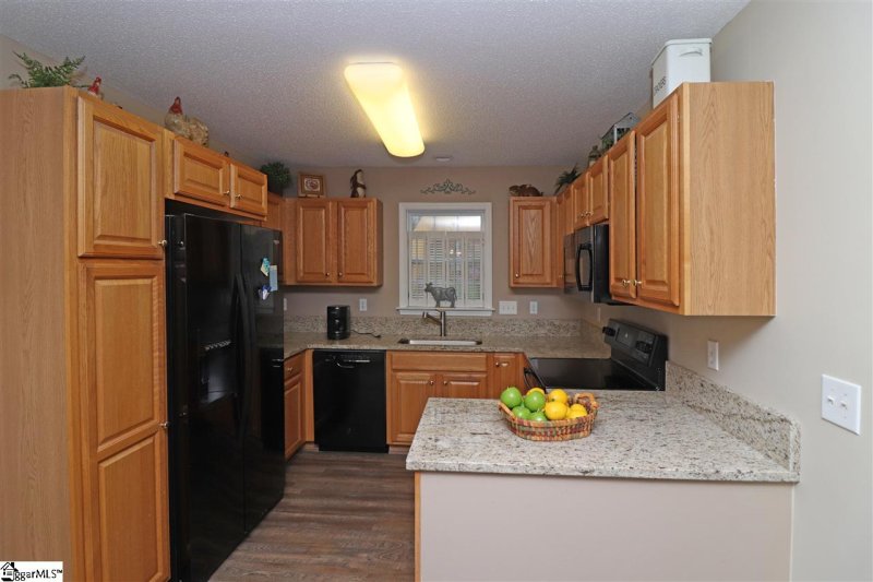 Property image 4 at 311 Cardinal Woods Way, Easley, SC 29642