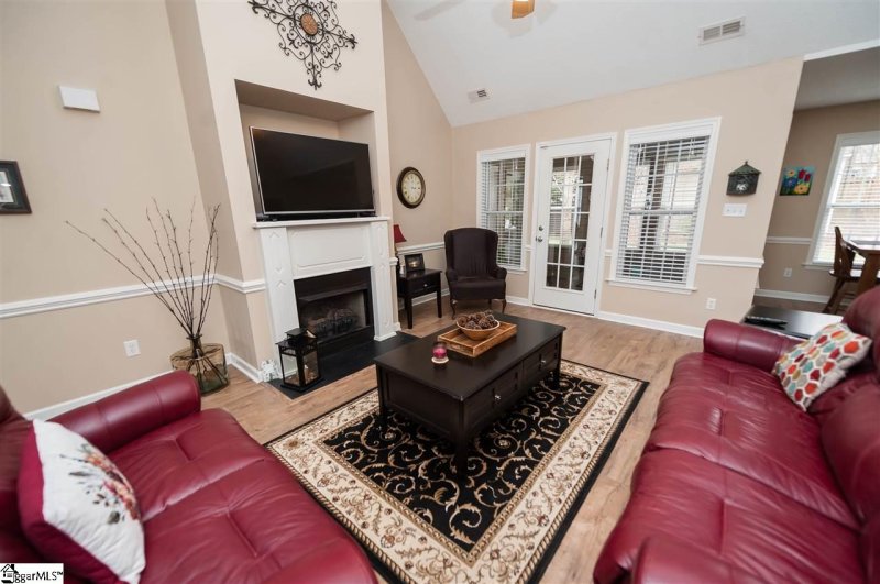 Property image 3 at 912 Thunder Gulch Drive, Boiling Springs, SC 29316