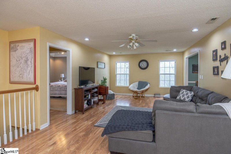 Property image 3 at 209 Riverrun Drive, Spartanburg, SC 29303