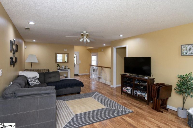 Property image 4 at 209 Riverrun Drive, Spartanburg, SC 29303