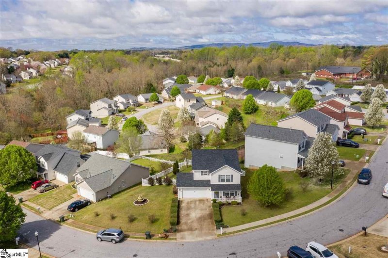 Property image 2 at 125 Kingscreek Drive, Greer, SC 29650