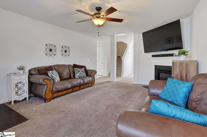 Property image 4 at 306 Beechnut Court, Wellford, SC 29381