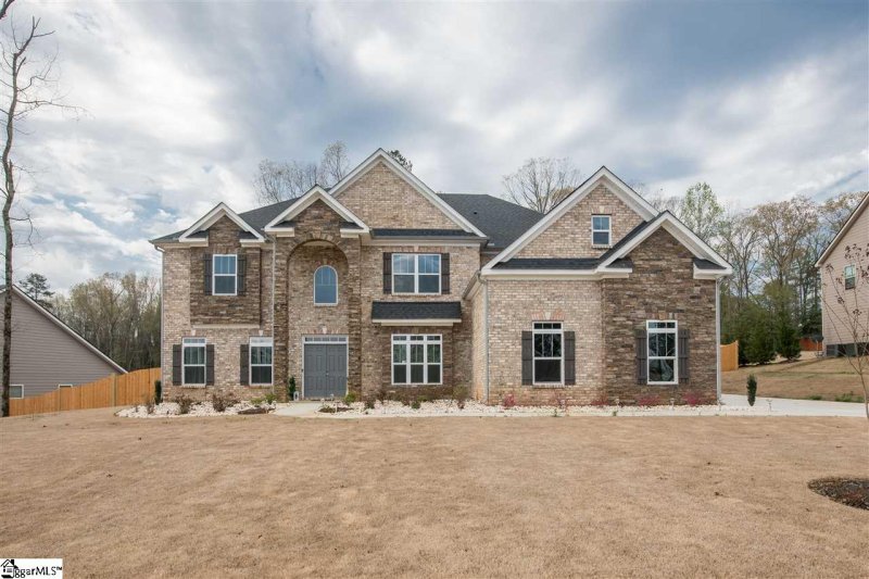 116 Ivy Woods Court