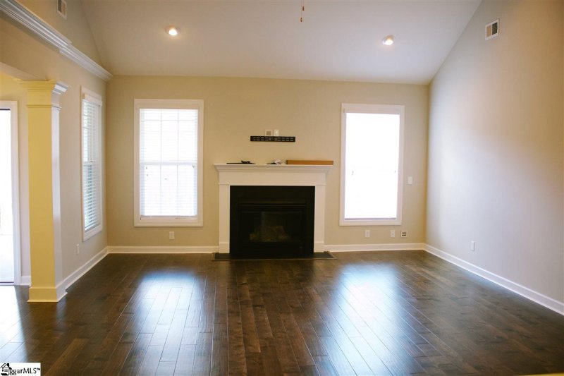 Property image 3 at 232 Crestgate Way, Easley, SC 29642-3583
