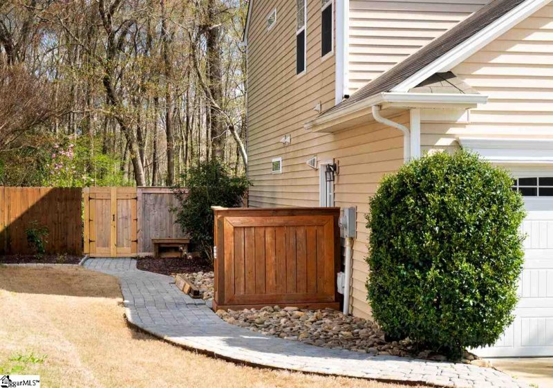 Property image 3 at 204 Horsepen Way, Simpsonville, SC 29681