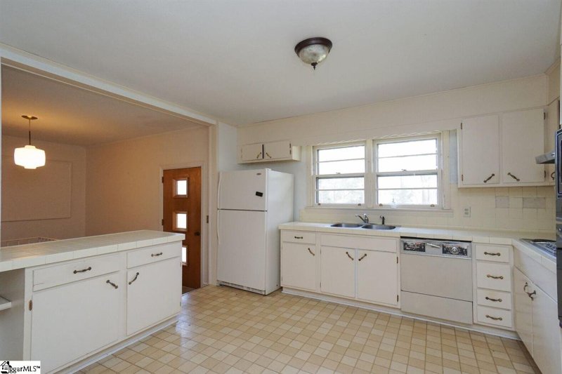 Property image 4 at 201 Edwards Mill Road, Taylors, SC 29687