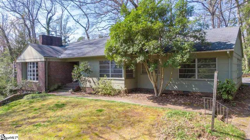 Property image 2 at 124 Fernwood Lane, Greenville, SC 29607