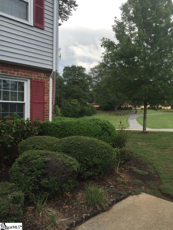 Property image 4 at 815 Edwards Road, Greenville, SC 29615