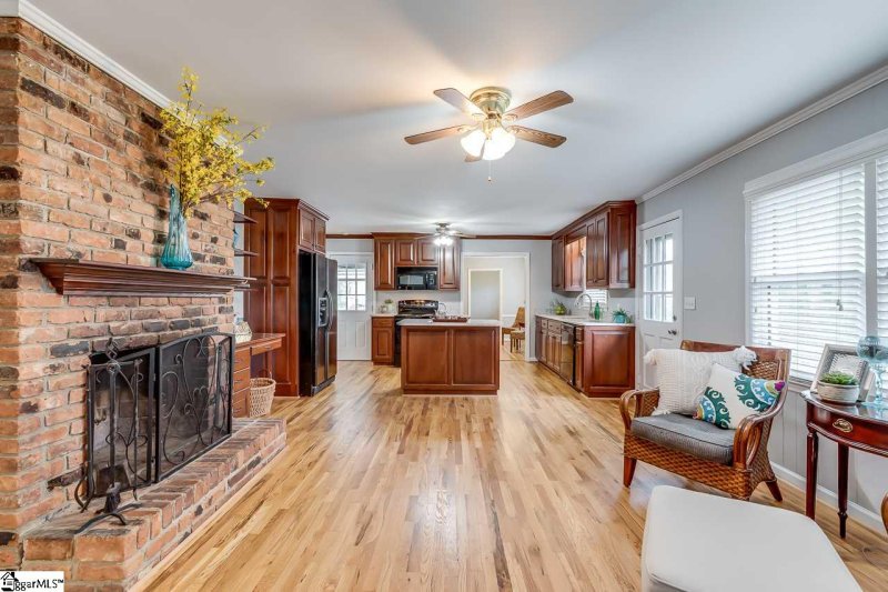 Property image 5 at 405 Kensington Road, Taylors, SC 29685