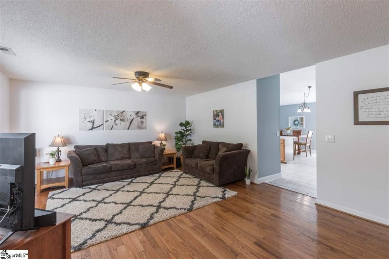 Property image 5 at 1 Meadow Hill Way, Taylors, SC 29687