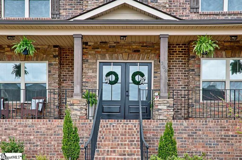 Property image 2 at 309 Tuxedo Lane, Greer, SC 29651-2326