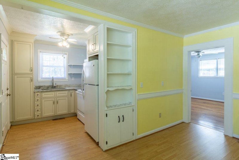 Property image 4 at 201 Arial Street, Easley, SC 29640