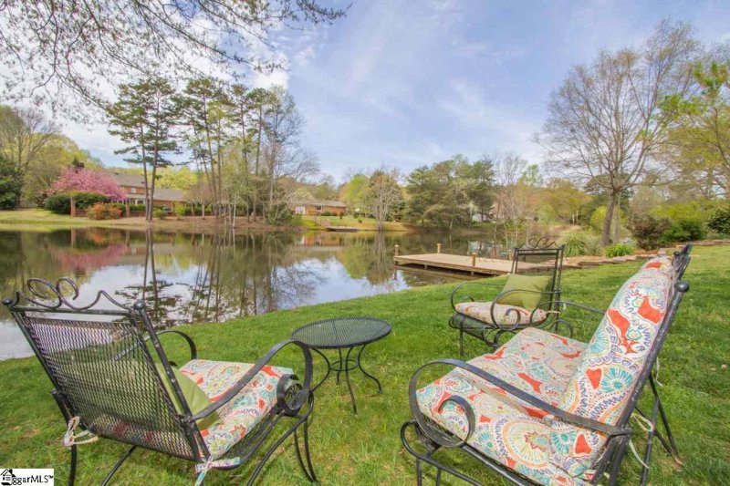 Property image 3 at 105 Buckingham Road, Easley, SC 29640