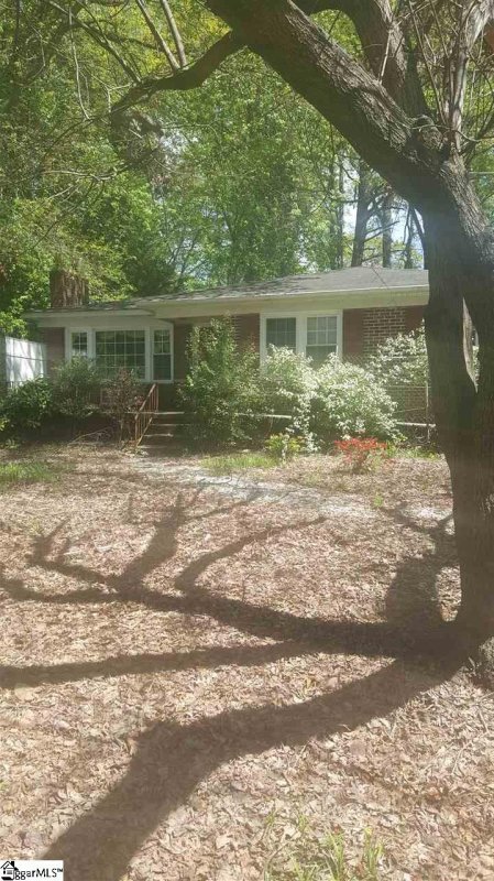 Property image 4 at 204 Piedmont Park Road, Greenville, SC 29609