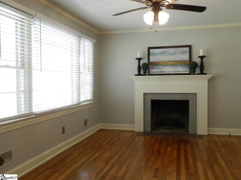 Property image 3 at 16 Tiffany Drive, Taylors, SC 29687