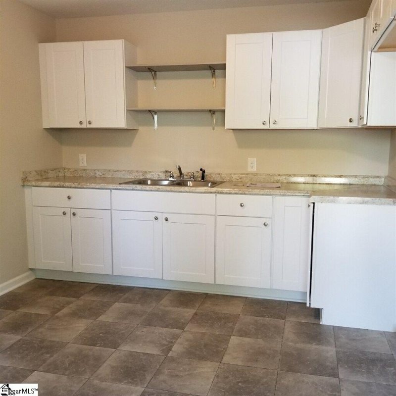 Property image 2 at 20 Brown Street, Williamston, SC 29697-1127