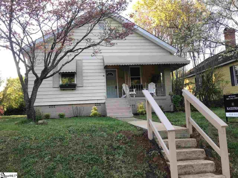 Property image 3 at 702 Maywood Street, Spartanburg, SC 29303