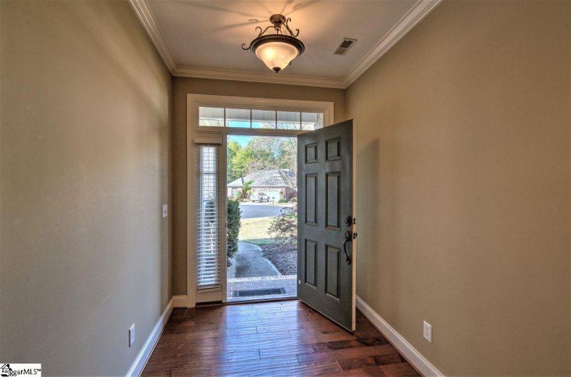 Property image 3 at 102 Capertree Court, Greenville, SC 29615