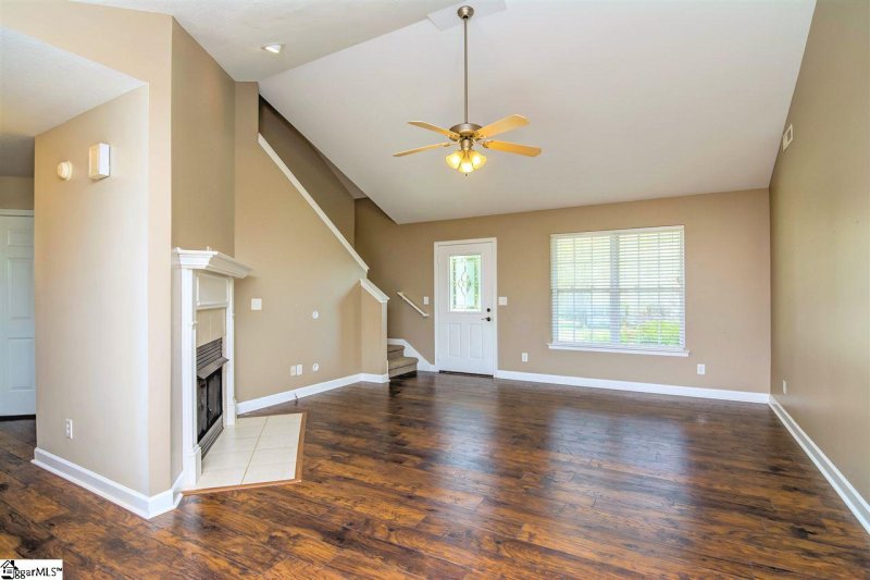 Property image 3 at 18 Cole Creek Court, Greer, SC 29651