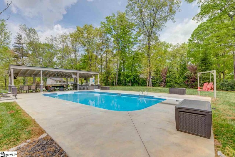 Property image 3 at 10 Terramont Drive, Greenville, SC 29615