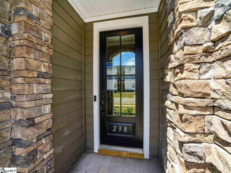Property image 3 at 238 Delbourne Lane, Greer, SC 29651