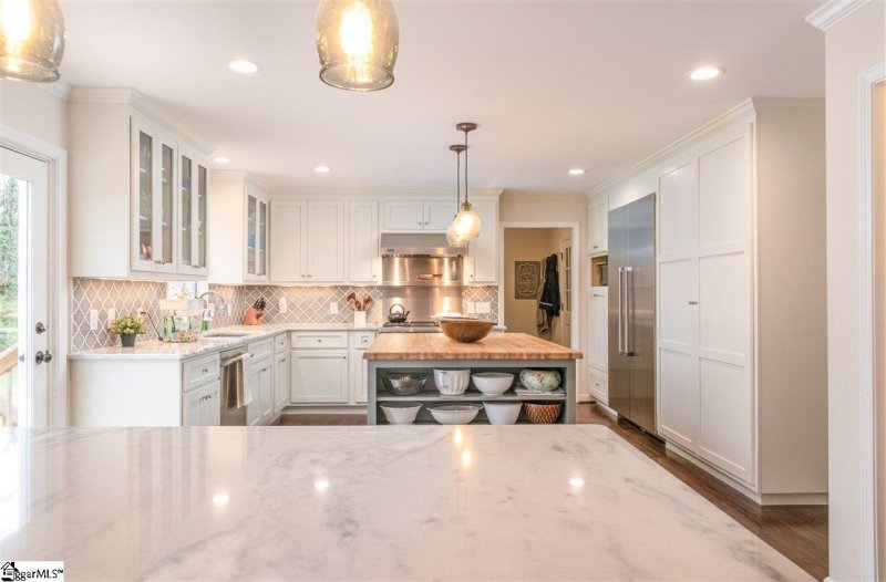 Property image 3 at 5 Merrifield Place, Greenville, SC 29615