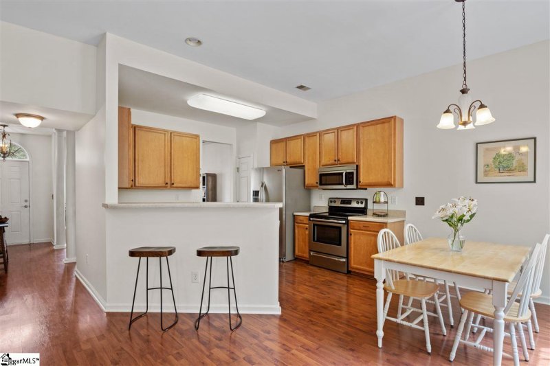 Property image 2 at 417 Scarlet Oak Drive, Fountain Inn, SC 29644