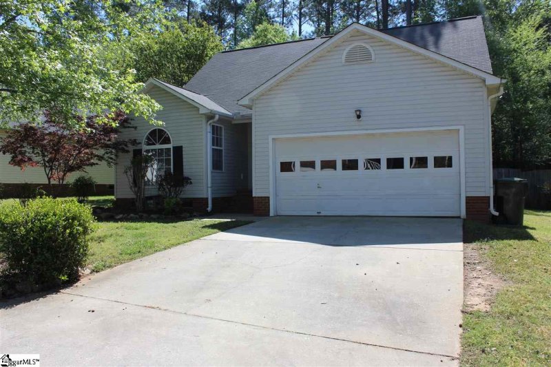 Property image 2 at 9 Colombard Court, Mauldin, SC 29662
