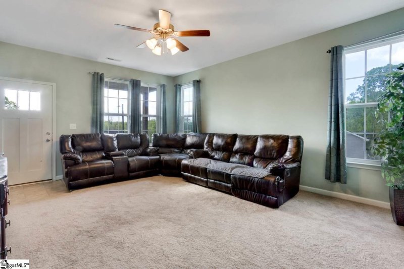 Property image 2 at 249 Redcoat Court, Simpsonville, SC 29680