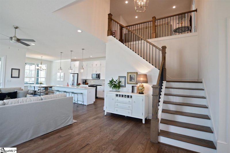 Property image 3 at 6 Havercroft Lane, Greenville, SC 29615