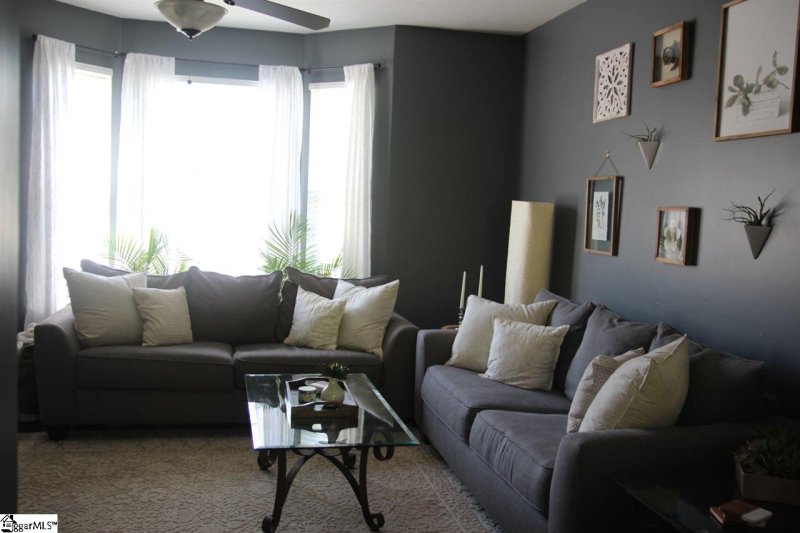 Property image 3 at 8 Gentian Court, Taylors, SC 29687